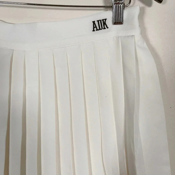 ADIKA | WHITE  TENNIS SKIRT - Picture 4 of 11